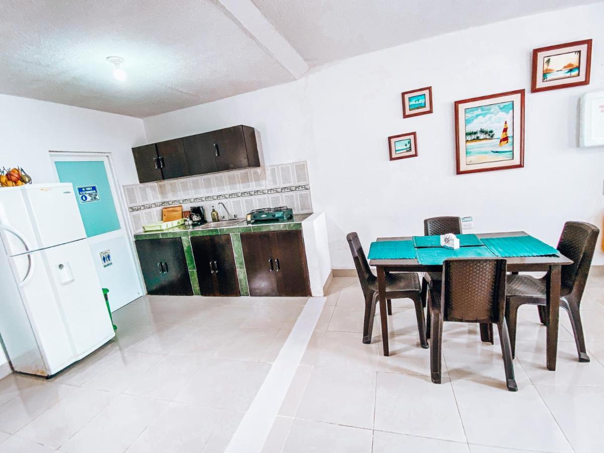 Two-Bedroom House,1037819725:JPEG