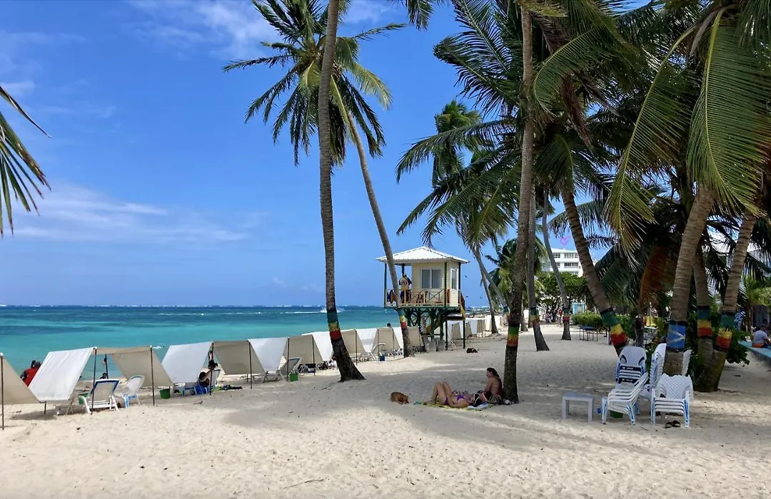 Apartamento De Playa 601-1