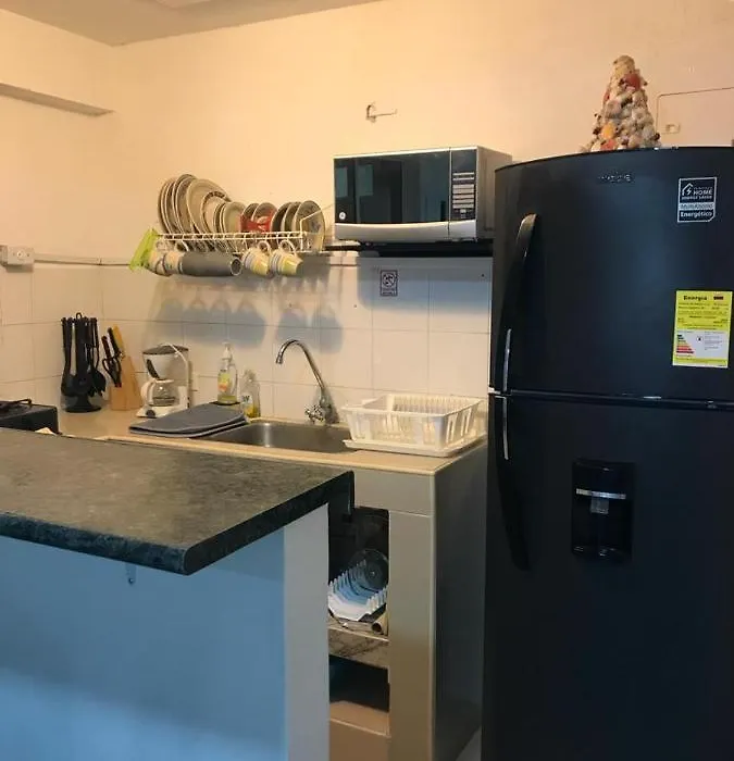 Apartamento A 3 Minutos De La Playa Principal-1