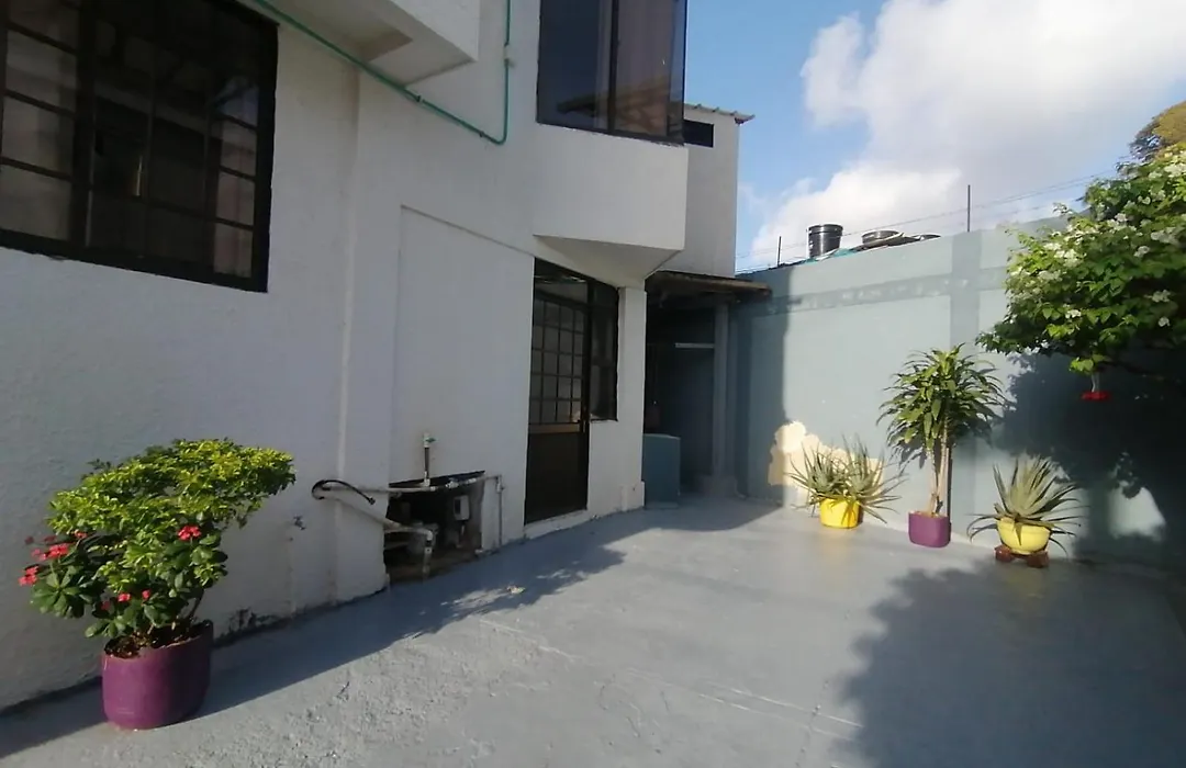 Hummingbird House-1