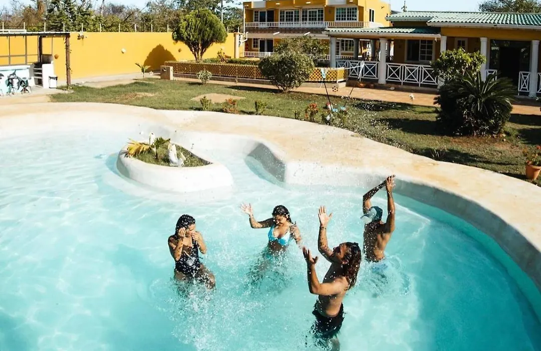 Hotel Campestre Dorado Sai-1