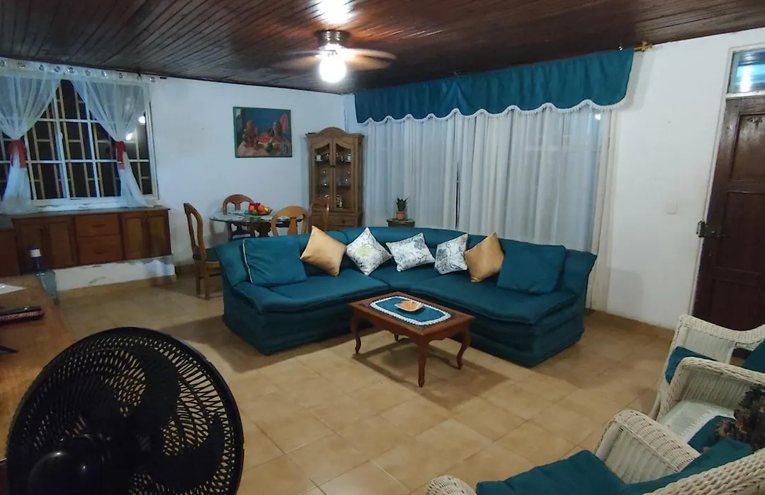 Posada Henry-1