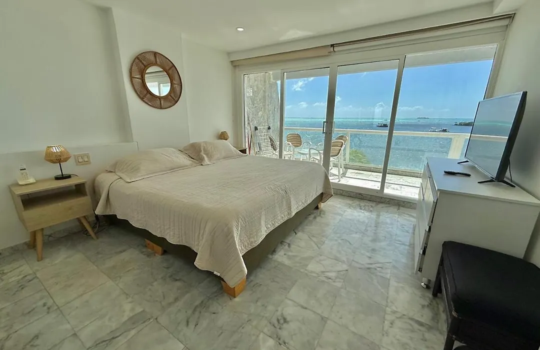 Apartamentos Con Playa Privada Y Vista Al Mar, By Caribe Relax-1