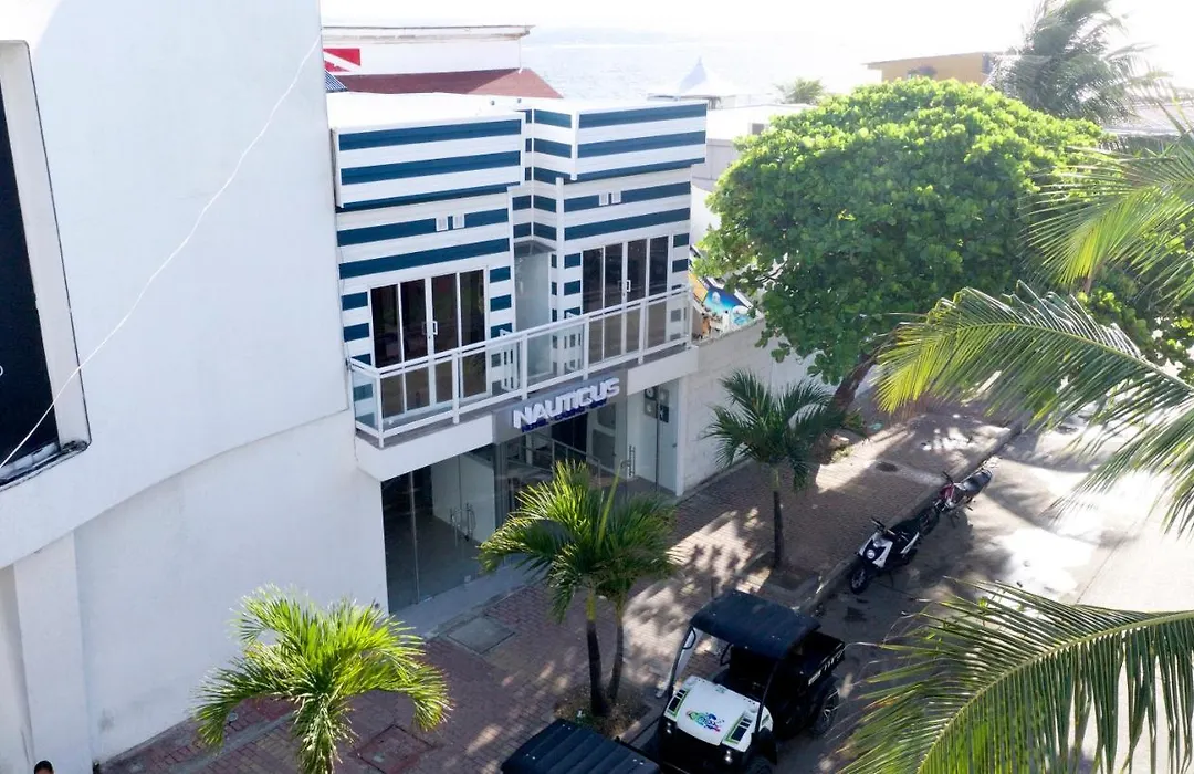 Hotel Nauticus-1