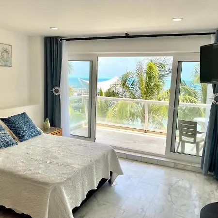 Exclusivos Apartamentos Con Playa Privada-3