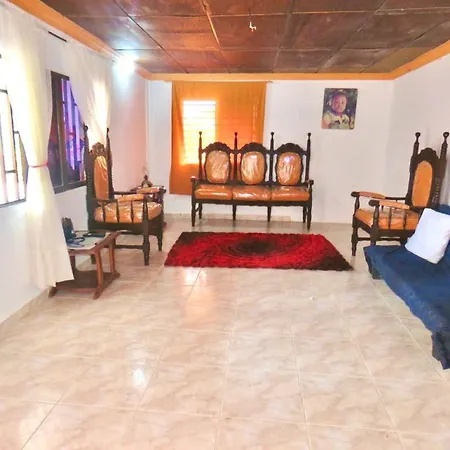 Apartamento Cerca A Las Playas Shadis Place Donde Tonton-2
