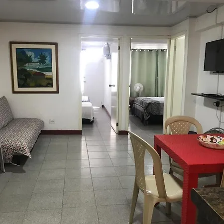 Apartamento A 3 Minutos De La Playa Principal-2