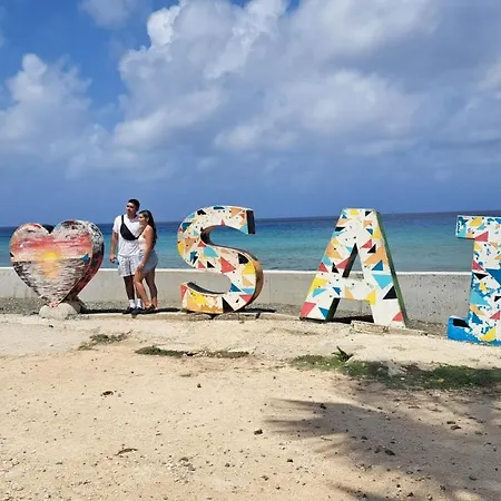 Hostal Oceans Paradise-3
