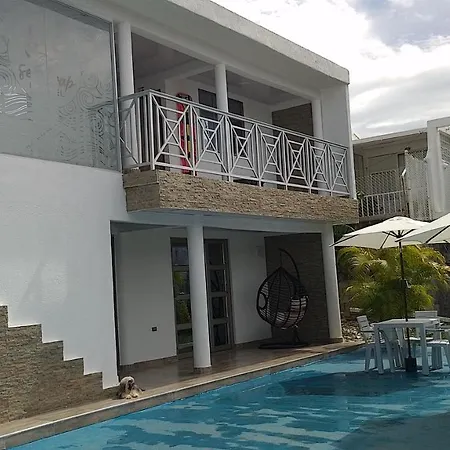 Sea Crab Hostel-Sarie Bay-2