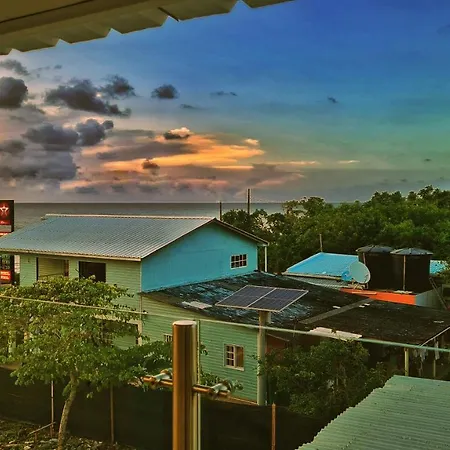 Holis Sunset-3