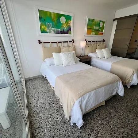 Apartamento Vip A 1 Cuadra De Playas Y Peatonal-3