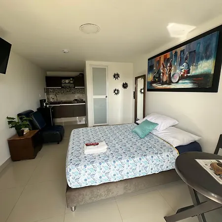 Sea Life Apartamentos En Via Principal Centro Y San Luis-3
