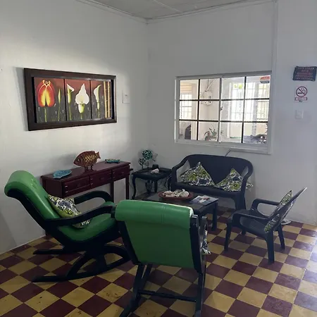 Helena'S Place-2