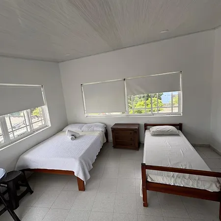 Posada Coral Breeze Habitacion Tercer Piso-3