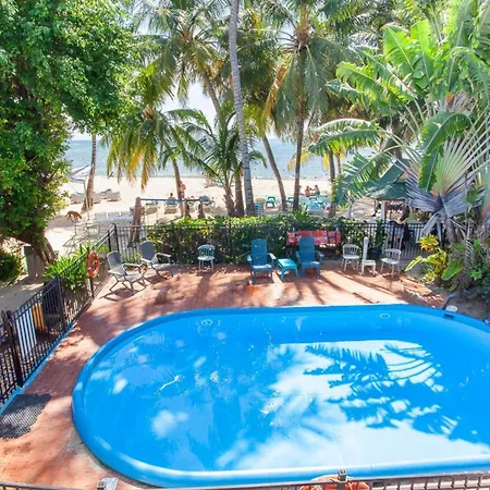 Hotel Cocoplum Beach-2