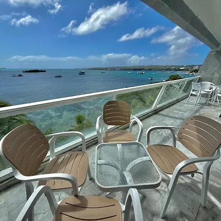Apartamentos Con Playa Privada Y Vista Al Mar, By Caribe Relax-2