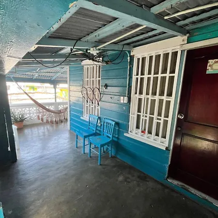 Miss Titi'S Native Lodge-2
