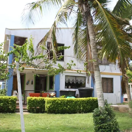 Escalona'S Place-3